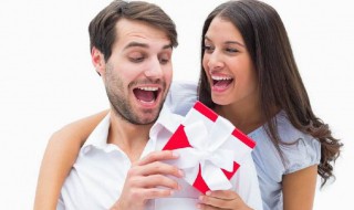 送老婆的生日礼物送什么好（送老婆的生日礼物送什么好实用）