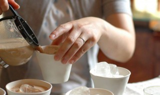 哺乳期要忌讳哪些食物（哺乳期要忌什么）