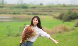 周末愉快的句子朋友圈（表达周末愉快的句子朋友圈）