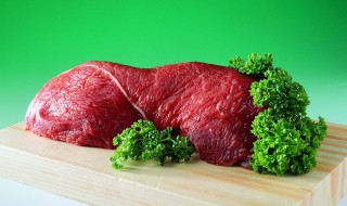 生鲜牛肉怎么处理（生鲜牛肉怎么处理才不腥）