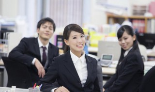 简历个人评价（简历个人评价简短眼前一亮）