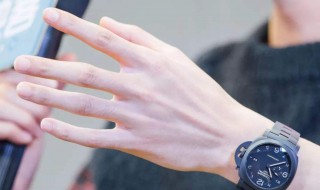 手粗糙怎么才能恢复光滑（手粗糙怎么才能恢复光滑一点）