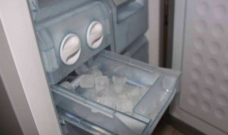 为什么冰箱保鲜里总是有水 冰箱保鲜里经常有水是什么原因