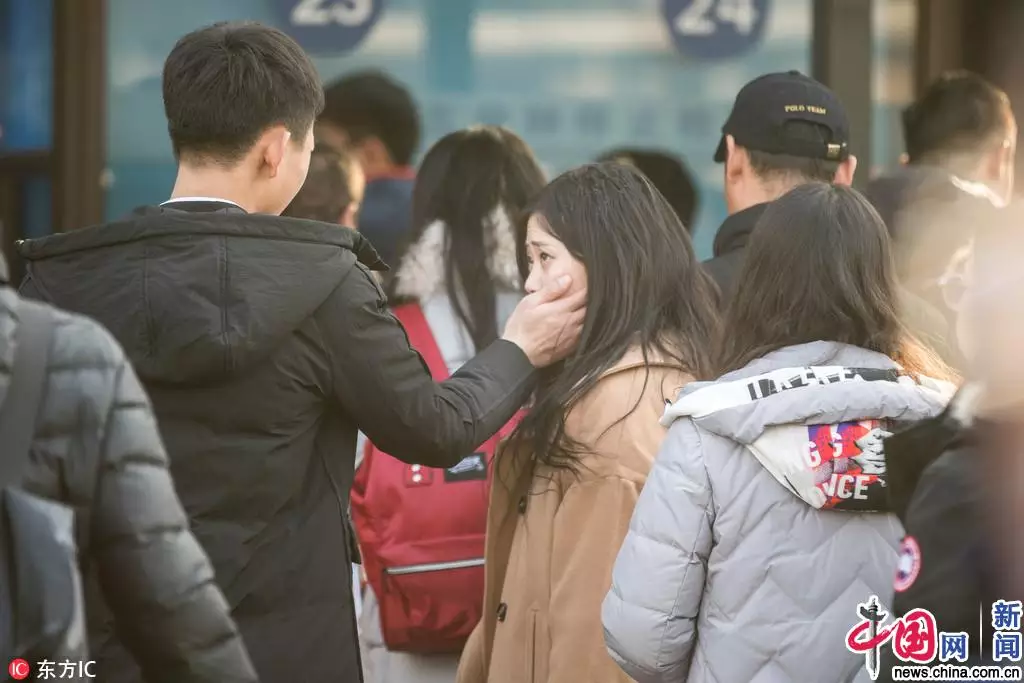 情侣之间腻歪的表现:为什么情侣之间腻歪不含贬义词