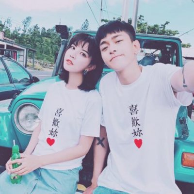 青春校园学生情侣头像，求Q版情侣头像，一男一