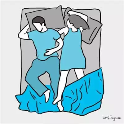 最舒服的情侣睡姿图片:睡觉的时候什么样的姿势抱女友最舒服?