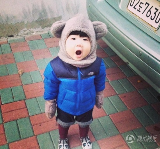 小眼正太情侣头像