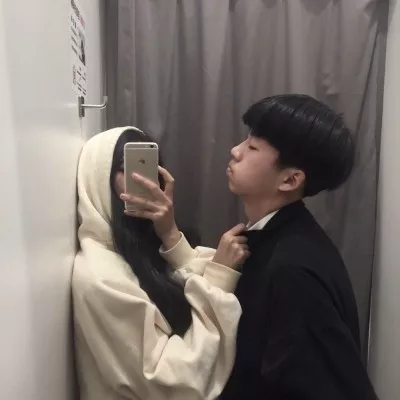 qq情侣头像一对两张