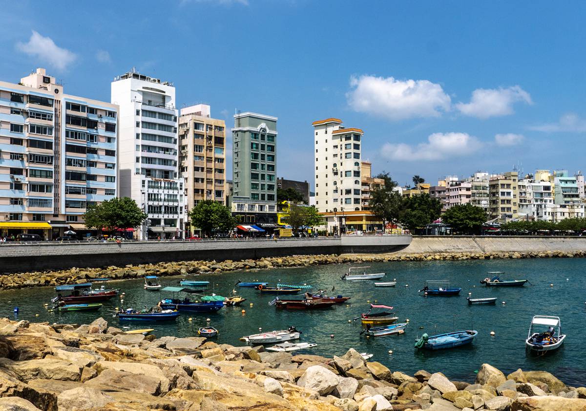 香港适合情侣去的地方，10月什么时候出去旅行是