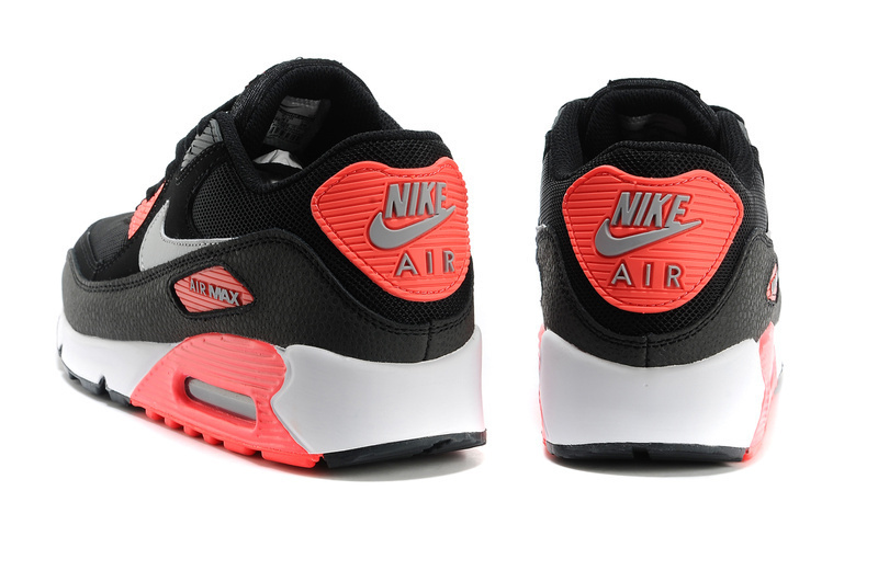 推荐几双nike的情侣鞋，这几双aj1那双配色好看？