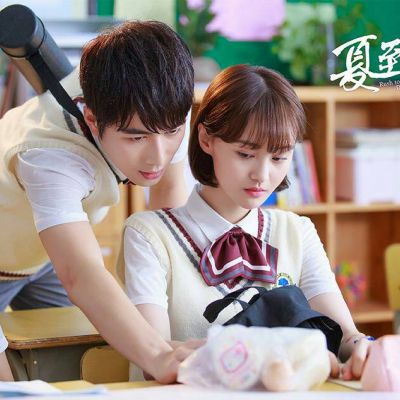 夏至未至的情侣头像，夏至未至里陆之昂和颜末