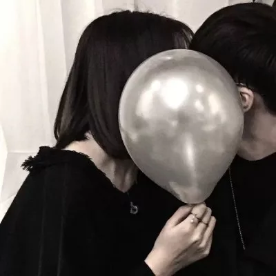 黑白的情侣头像