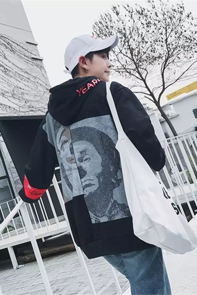 小丑夫妇情侣头：求一半脸是哭的一半脸是笑的小丑的面具图片