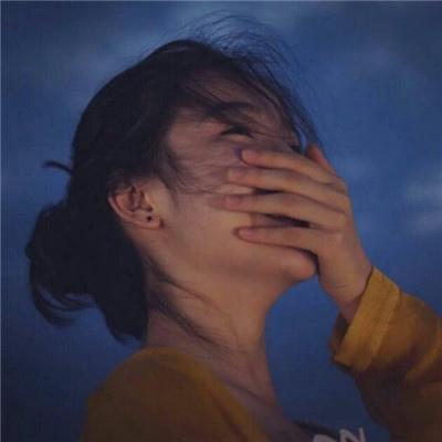 1、用最近很火的头像要着吗:就是最近很流行的那种头像叫什么？？大家很多人都在用