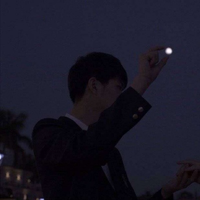 微信情侣头像图片2021最火爆，想要这个图片的情侣头像
