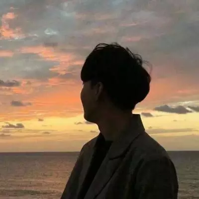 5、一对情侣头像 要意境的 唯美的~~~thank you 不要太花哨