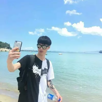 8、成熟稳重的情侣头像:求一对有意境、成熟的情侣头像？