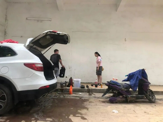 泡水车一定要淹过仪表盘才能报全损，泡水车全额赔付是什么意思