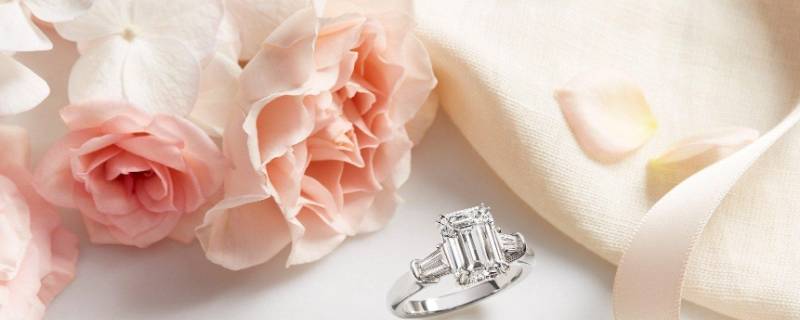 订婚卡片内容怎么写 订婚卡片内容怎么写英文