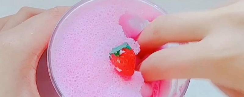 衣服上的水晶泥干了怎么去除 衣服上的水晶泥干了怎么去除干了