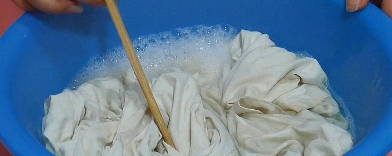 衣服染上染发剂怎样可以洗干净 染发剂染了衣服怎么洗