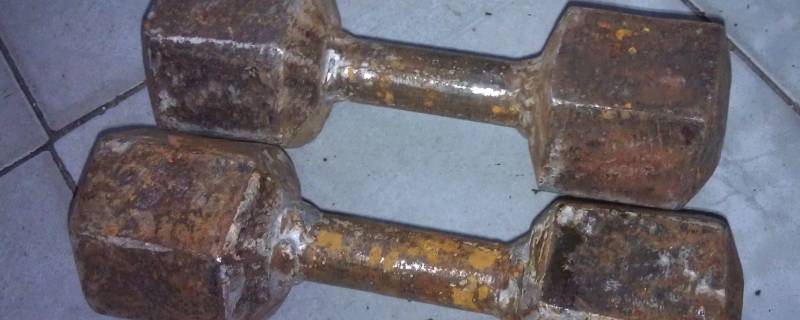 铁快速生锈做旧的方法（铁皮快速生锈做旧的方法）