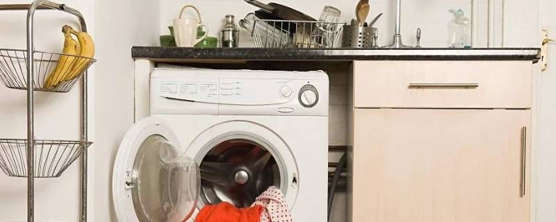 洗衣机里面放酒精会爆炸吗 洗衣机里面放酒精会爆炸吗视频