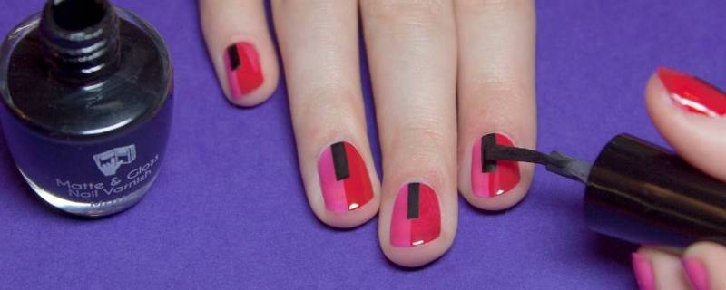 去除指甲油的小妙招（如何去除指甲油的小妙招）