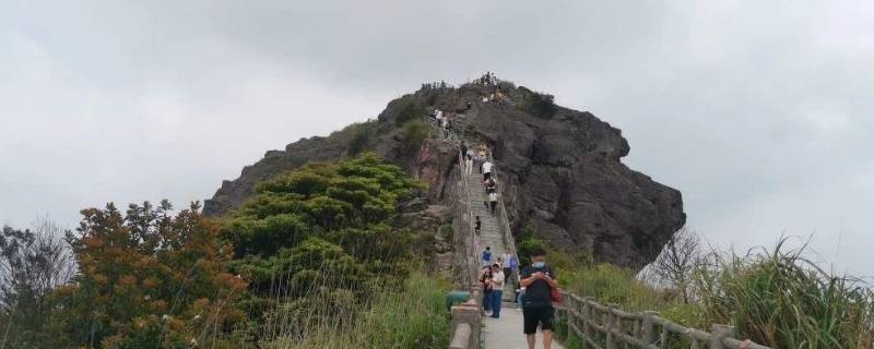 东莞最高的山（东莞最高的山是哪一座山）