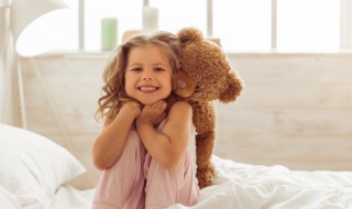 泡在水里长大的膨胀玩具原理 泡在水里变大的玩具