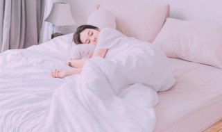 如何挑选蚕丝被（如何挑选蚕丝被套）