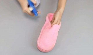 室内拖鞋脏了如何清洗（室内拖鞋脏了如何清洗干净）