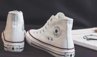 白色鞋帮脏了怎么洗白 白色鞋帮脏了怎么洗白呢