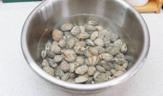 花甲怎样吐沙子吐得干净（花甲怎样吐沙子吐得干净一些）