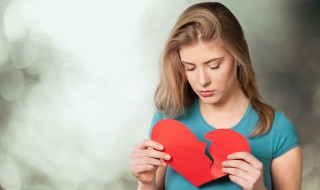 女生熬夜说说心情短语（女生熬夜说说心情短语可爱配图）