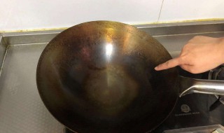 铁锅反复生锈怎么处理 铁锅反复生锈怎么处理干净