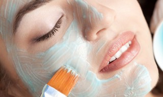 面膜霜的正确使用方法（面膜霜的正确使用方法和时间视频）