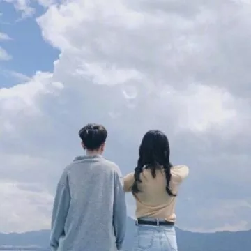 7、情侣头像一男一女各一张:有没有一男一女一人一张的情侣头像？