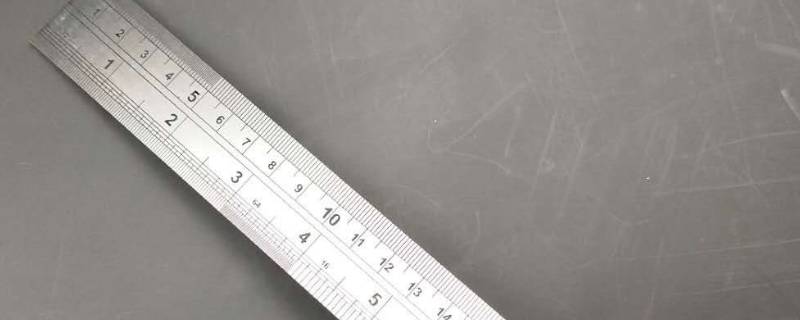 尺子用什么材料做成的（尺子用什么材料做成的呢）