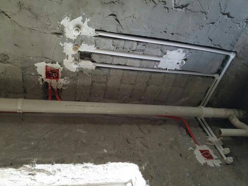 天气冷水管爆裂什么原因 天气冷水管爆裂什么原因导致