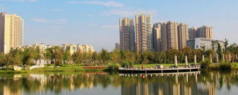成都郫县离成都市区有多远（郫县离成都市区多少公里）