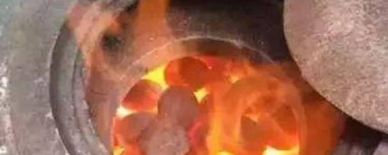 煤炉子火不旺是什么原因（煤火炉火不旺如何办）