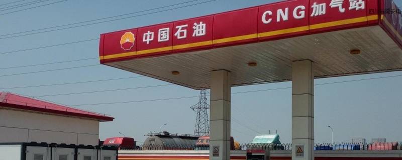 扑灭可燃性气体应用什么灭火器（扑灭可燃性气体不能用什么）